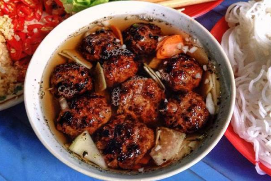 Review Top 5 quán ăn đêm Long Biên cho những trải nghiệm thật tuyệt vời