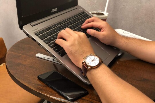 Review TOP 7 mẫu giá đỡ Laptop tốt và bền nhất 2023