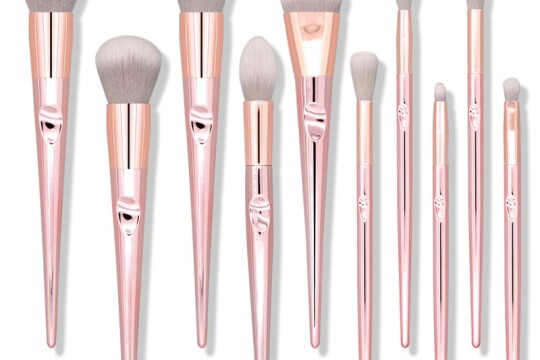 Review Top 5 cọ trang điểm mềm mịn như nhung, thỏa sức khoe sắc