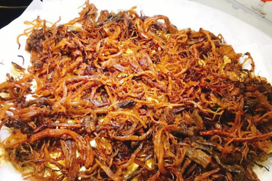 Làm heo cháy tỏi đậm đà hương vị khó hay dễ?