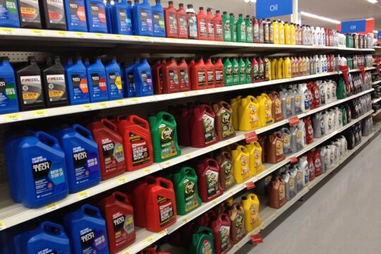 Thay dầu oto loại nào tốt nhất? Review #5 sản phẩm hàng đầu hiện nay