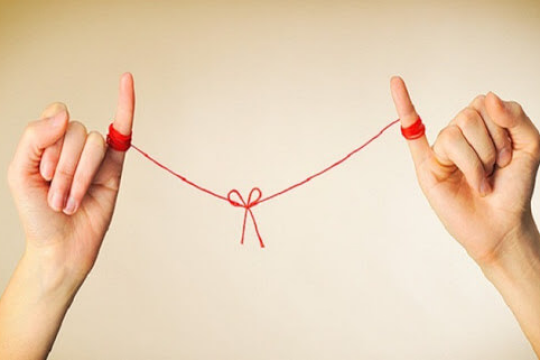 Duyên tiền định là gì? Những dấu hiệu cho thấy bạn đã gặp duyên tiền định