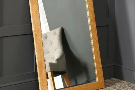 Review Top 5 gương trang điểm cần có cho các cô gái