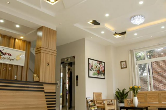 Review tất tần tật 5 khách sạn Nha Trang giá rẻ không thể bỏ lỡ