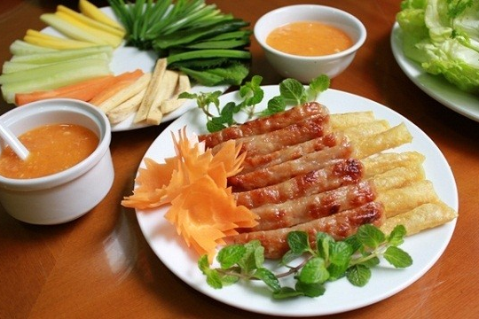 Cách làm nem nướng đơn giản thơm ngon với công thức có 1-0-2