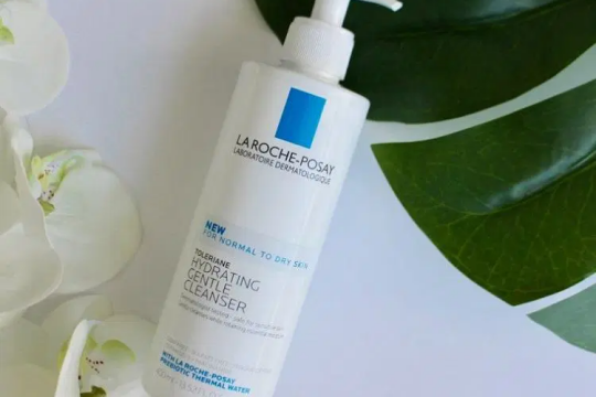 Review top 5 sản phẩm sữa rửa mặt cho da khô tốt nhất hiện nay