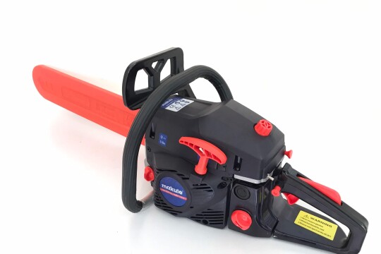 Review Top 5 máy cưa xích chạy xăng hoạt động mạnh mẽ nhất