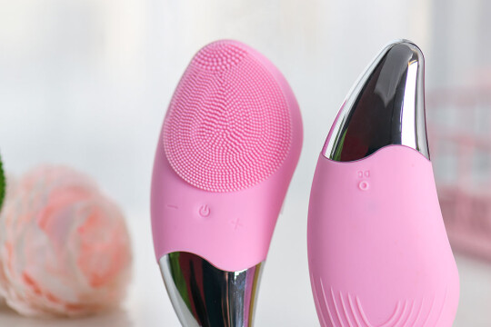 Review Top 5 máy rửa mặt chạy điện được yêu thích nhất hiện nay