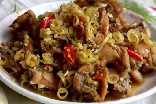 Làm vịt kho sả đơn giản nhất cho các bà nội trợ đảm đang chỉ với công thức nhanh