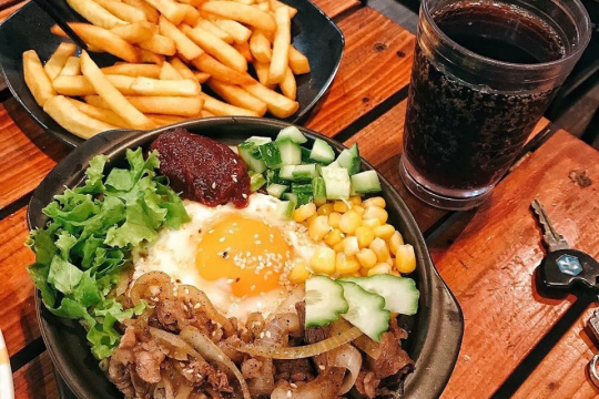 Review Top 5 quán ăn Hàn Quốc đang "gây sốt" tại Hà Nội