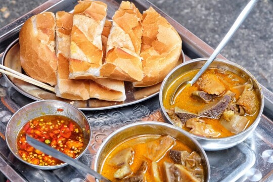 Review Top 5 quán ăn vặt quận Thủ Đức giá rẻ dành cho sinh viên học sinh