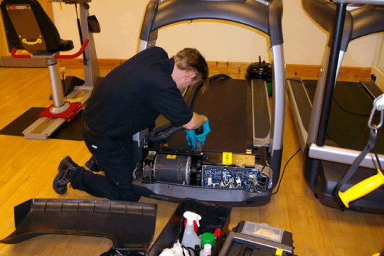 Dịch vụ Gym Việt Nam đơn vị đứng đầu về dịch vụ sửa máy chạy bộ