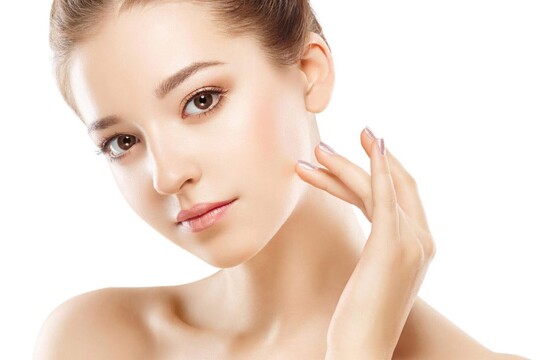 Review top 5 viên uống trắng da hiệu quả nhanh, trị thâm nám tốt.