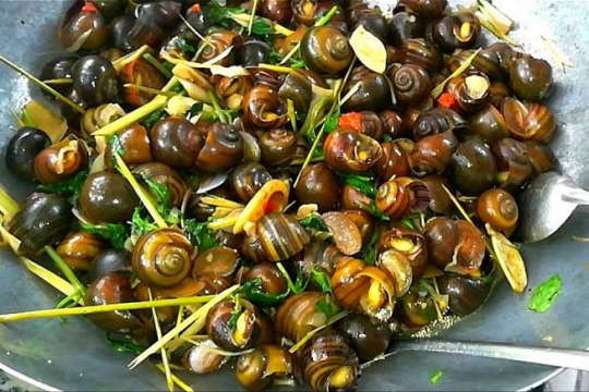 Bỏ túi cách làm gỏi xoài chua cay ăn là ghiền