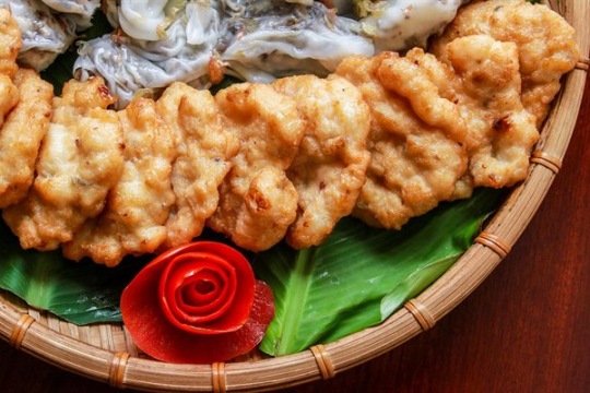 Bật mí cách làm chả mực Quảng Ninh cả nhà đều mê