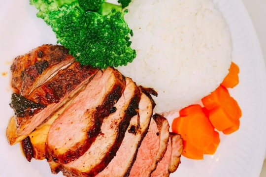 Cách làm lườn ngan áp chảo sốt nấm chuẩn vị nhà hàng